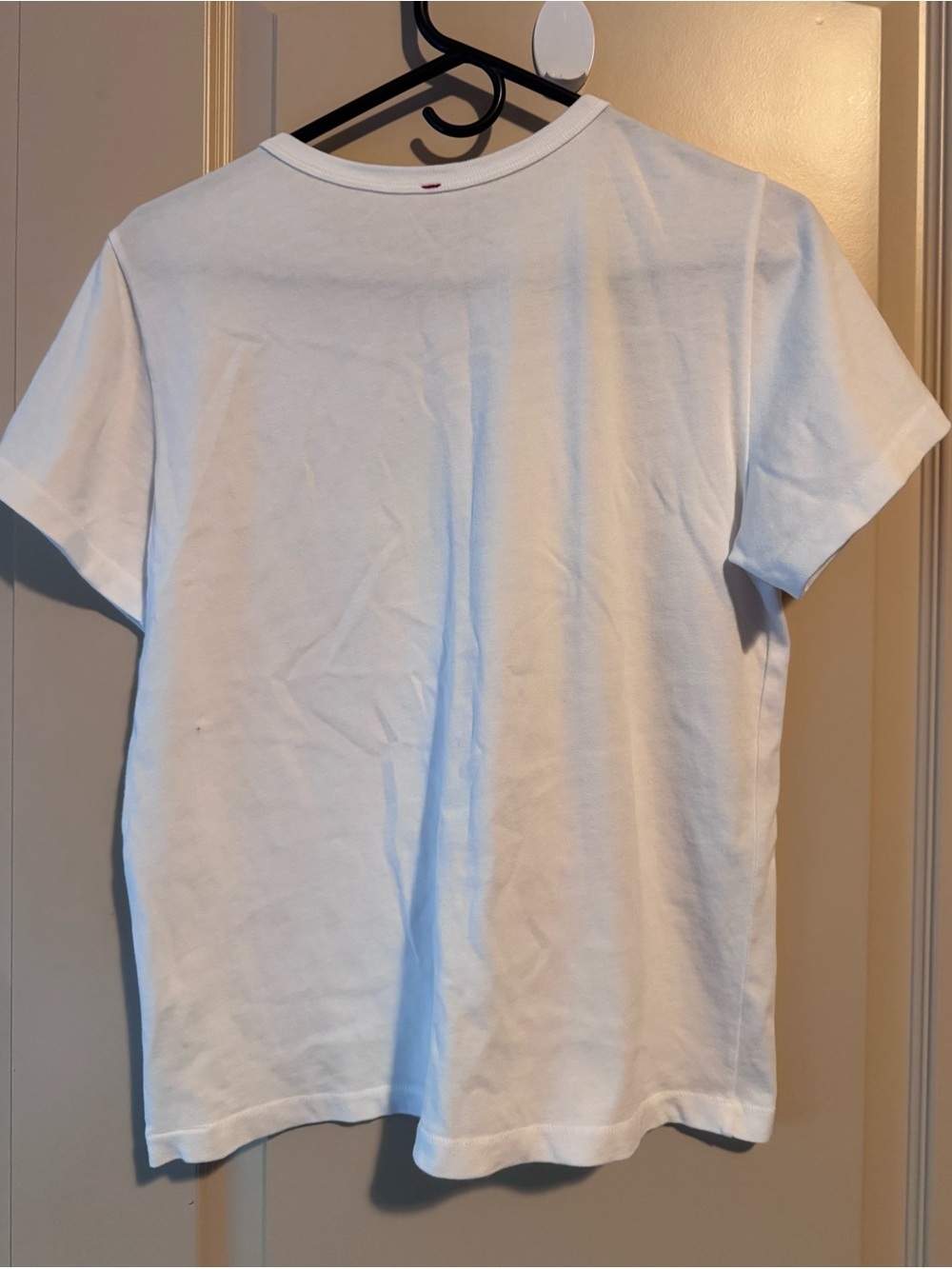 Le Bon Shoppe Everyday White Short-Sleeve Women’s Tee - Picture 2 of 8